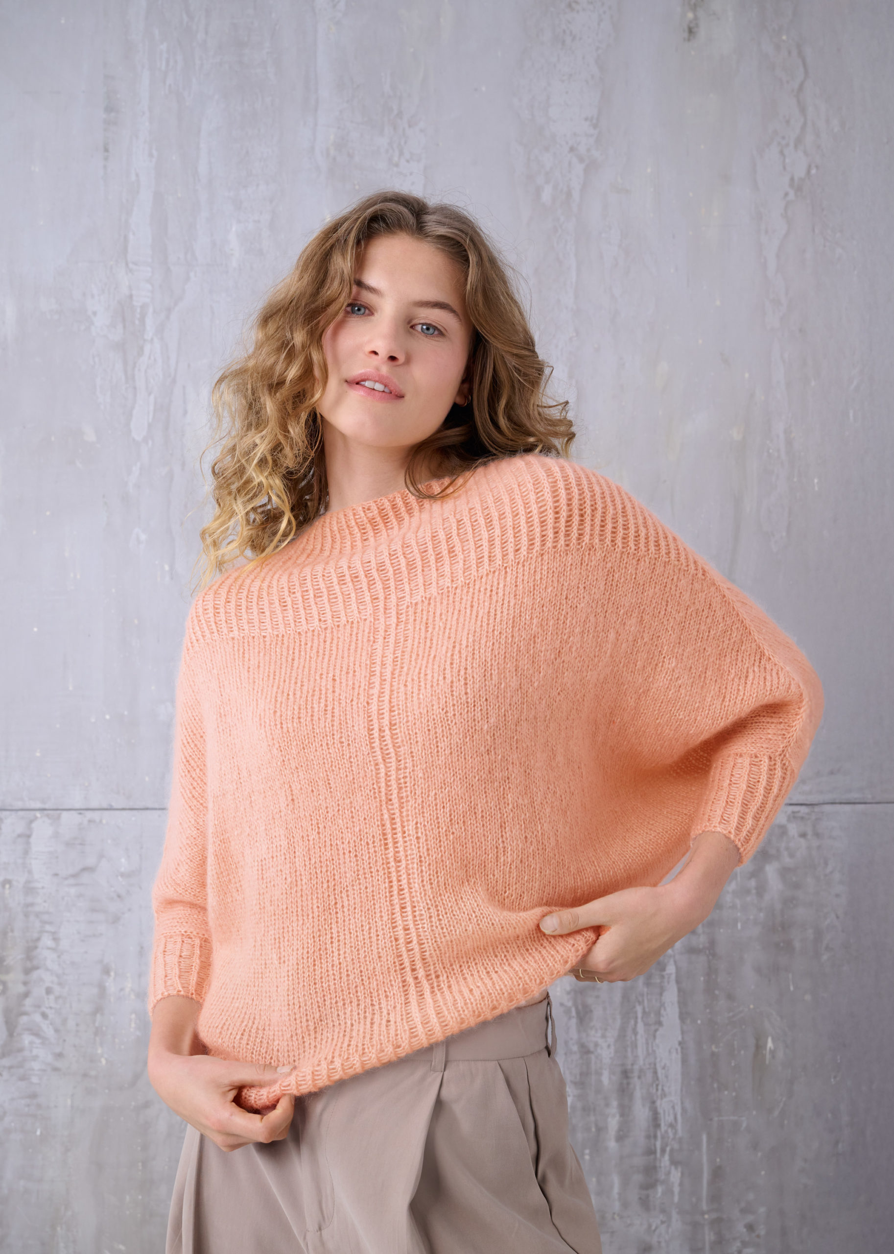 Strickset Snow Cloud Sweater Aus Superkid Seta Von Lana Grossa 1 Strickset Snow Cloud Sweater Aus Superkid Seta Von Lana Grossa