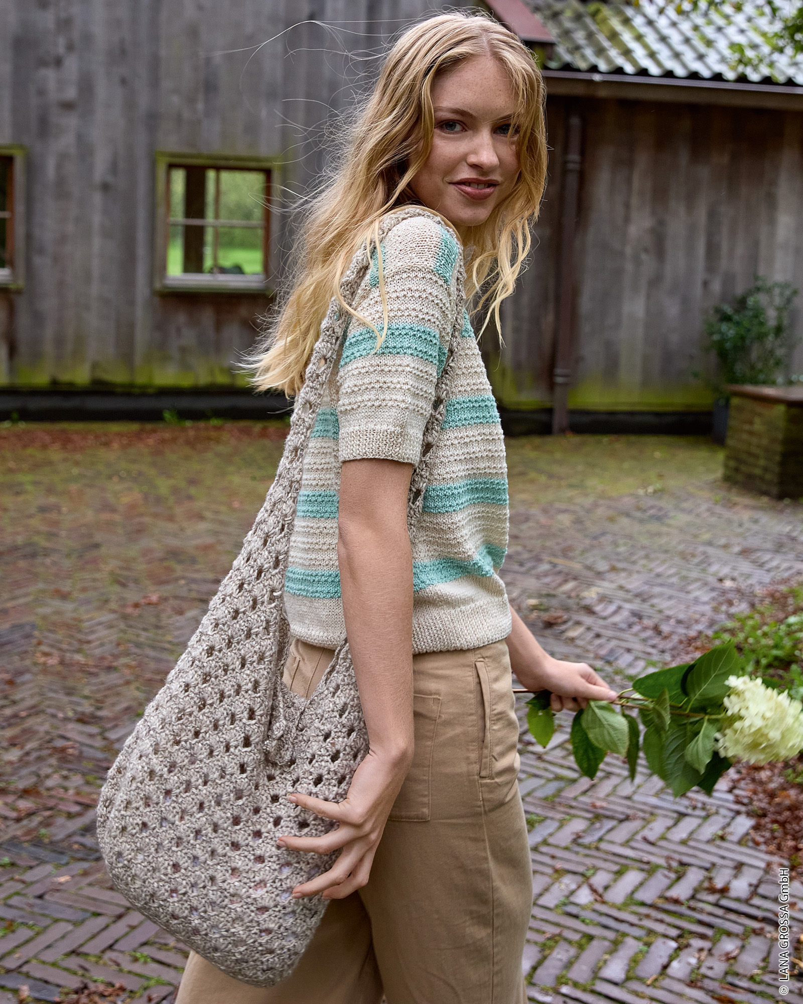 Strickset Beutel Im Versetzten Bogenlochmuster Aus Bottoni Von Lana Grossa 1 Strickset Beutel Im Versetzten Bogenlochmuster Aus Bottoni Von Lana Grossa