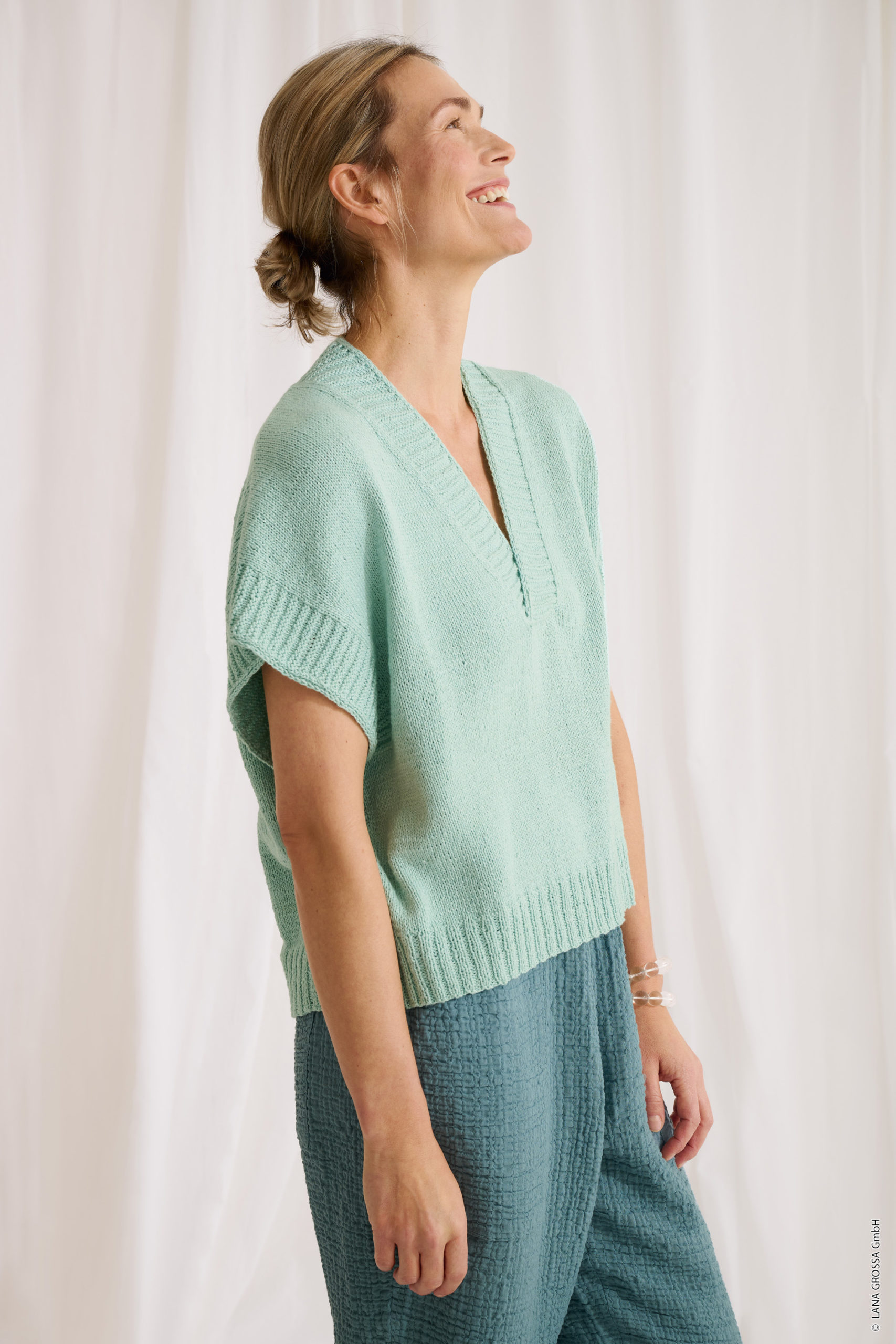 Strickset Pullunder Mit V-Ausschnitt Aus Summer Cashmere Von Lana Grossa 1 Strickset Pullunder Mit V-Ausschnitt Aus Summer Cashmere Von Lana Grossa