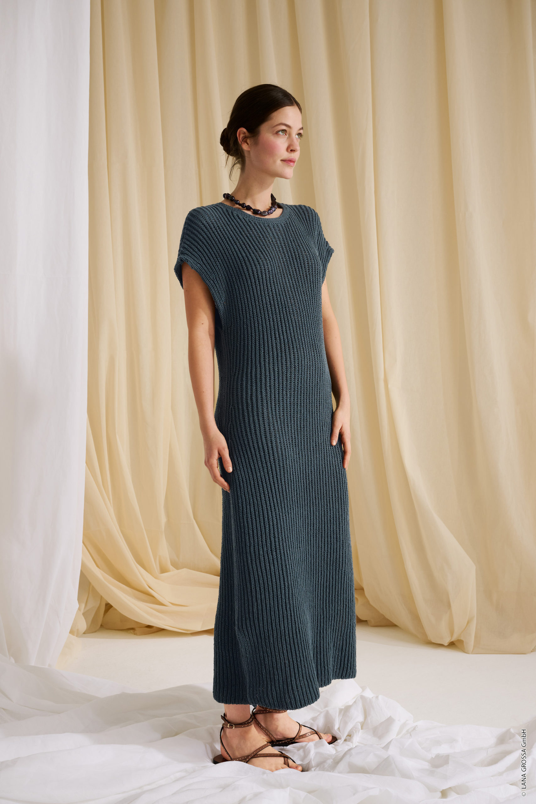 Strickset Kleid Im Patentmuster Aus Elastico Von Lana Grossa 1 Strickset Kleid Im Patentmuster Aus Elastico Von Lana Grossa