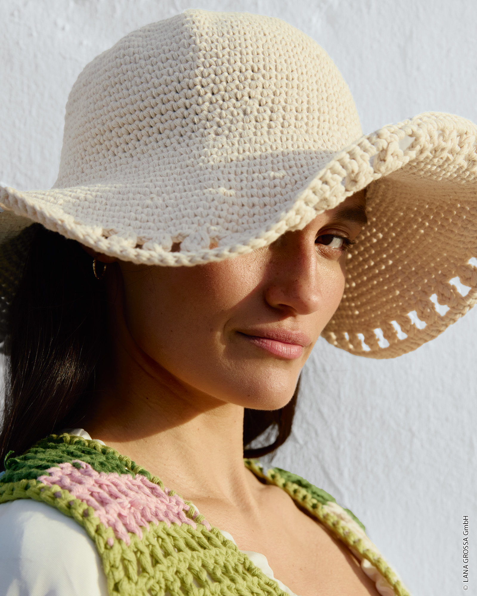 Strickset Hut In Festen Maschen Mit Krempe Aus Natural Cotton Gots Von Lana Grossa 3 Strickset Hut In Festen Maschen Mit Krempe Aus Natural Cotton Gots Von Lana Grossa – Bild 3