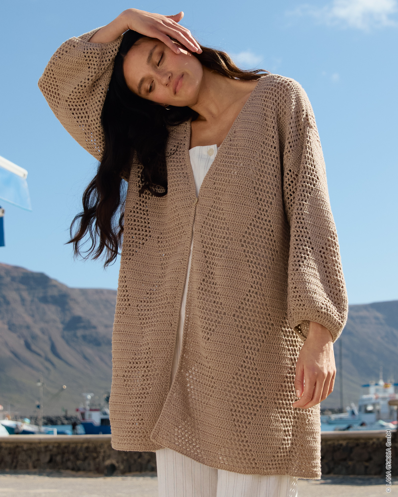 Strickset Longcardigan Im Gitter–Rautenmuster Aus Alta Moda Cotolana Von Lana Grossa 1 Strickset Longcardigan Im Gitter–Rautenmuster Aus Alta Moda Cotolana Von Lana Grossa