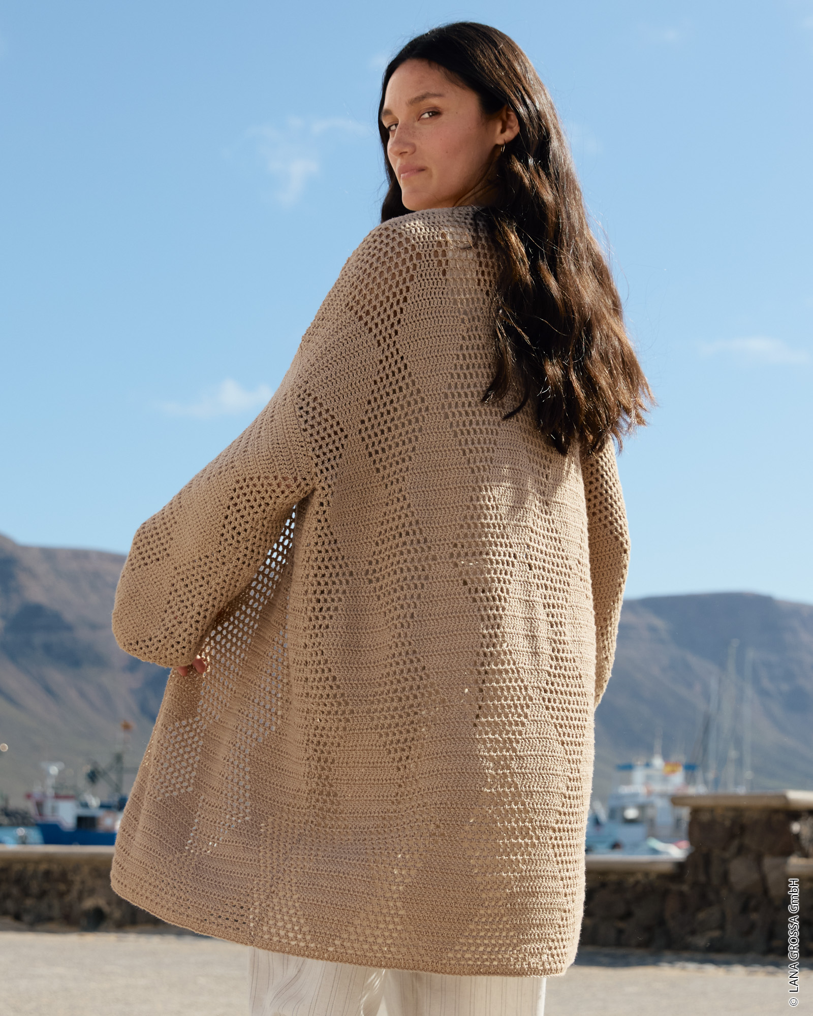 Strickset Longcardigan Im Gitter–Rautenmuster Aus Alta Moda Cotolana Von Lana Grossa 3 Strickset Longcardigan Im Gitter–Rautenmuster Aus Alta Moda Cotolana Von Lana Grossa – Bild 3