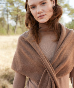 Strickset Dreieckstuch Mit Schlaufe Aus Cashmere 16 Fine Von Lana Grossa – Bild 2