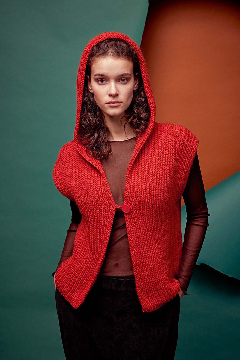 Strickset Weste Mit Kapuze Aus Carpe Diem Von Lang Yarns 1 Strickset Weste Mit Kapuze Aus Carpe Diem Von Lang Yarns