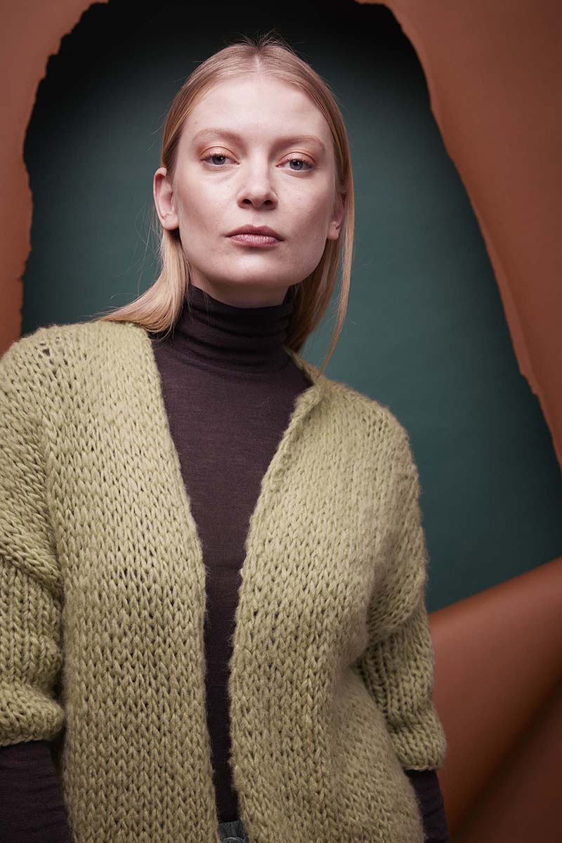 Strickset Jacke Aus Avalon Von Lang Yarns 2 Strickset Jacke Aus Avalon Von Lang Yarns – Bild 2
