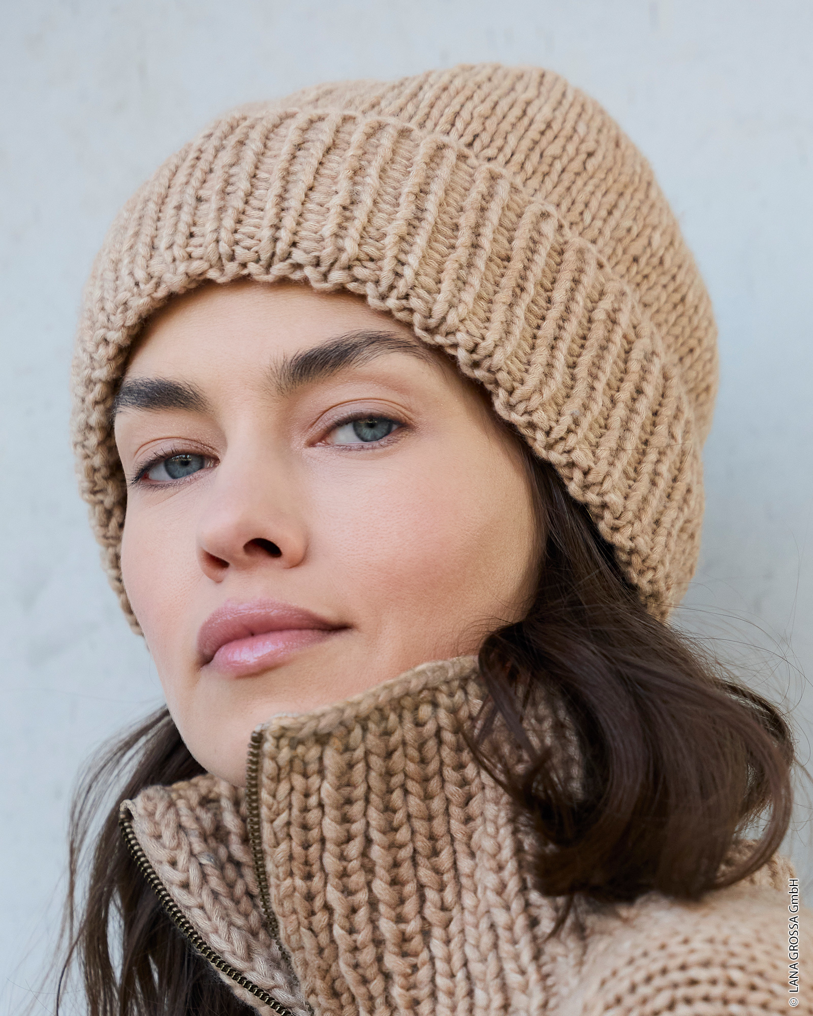 Strickset Mütze Mit Umschlag Aus Winter Softness Von Lana Grossa 1 Strickset Mütze Mit Umschlag Aus Winter Softness Von Lana Grossa