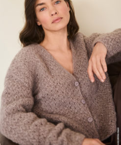 Strickset Jacke Mit Zopflochmuster Aus Alpaca Air Ii Von Lana Grossa 3 Strickset Jacke Mit Zopflochmuster Aus Alpaca Air Ii Von Lana Grossa – Bild 2