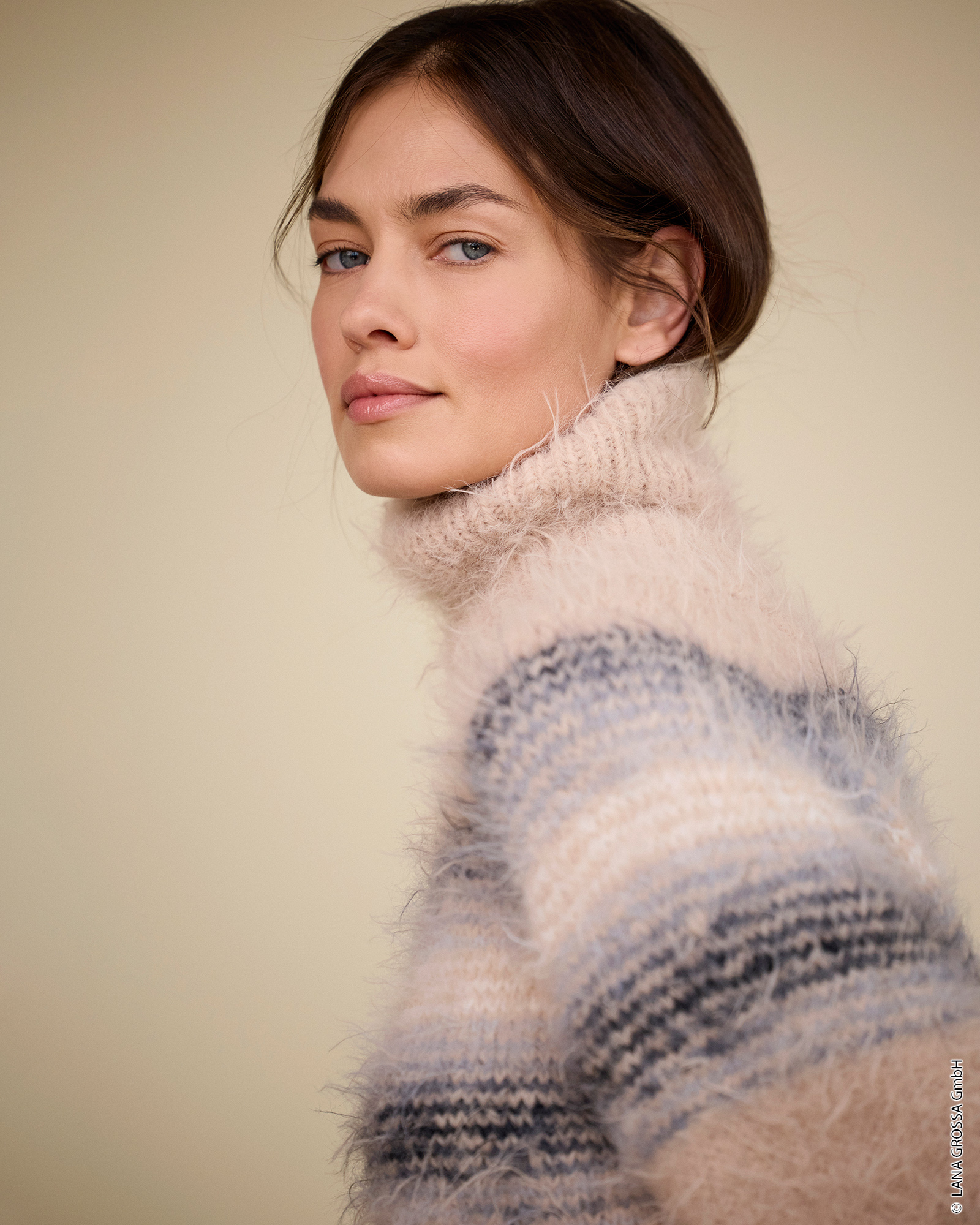 Strickset Pullover Mit Rundpasse Aus Basta Und Basta Mista Von Lana Grossa 2 Strickset Pullover Mit Rundpasse Aus Basta Und Basta Mista Von Lana Grossa – Bild 2
