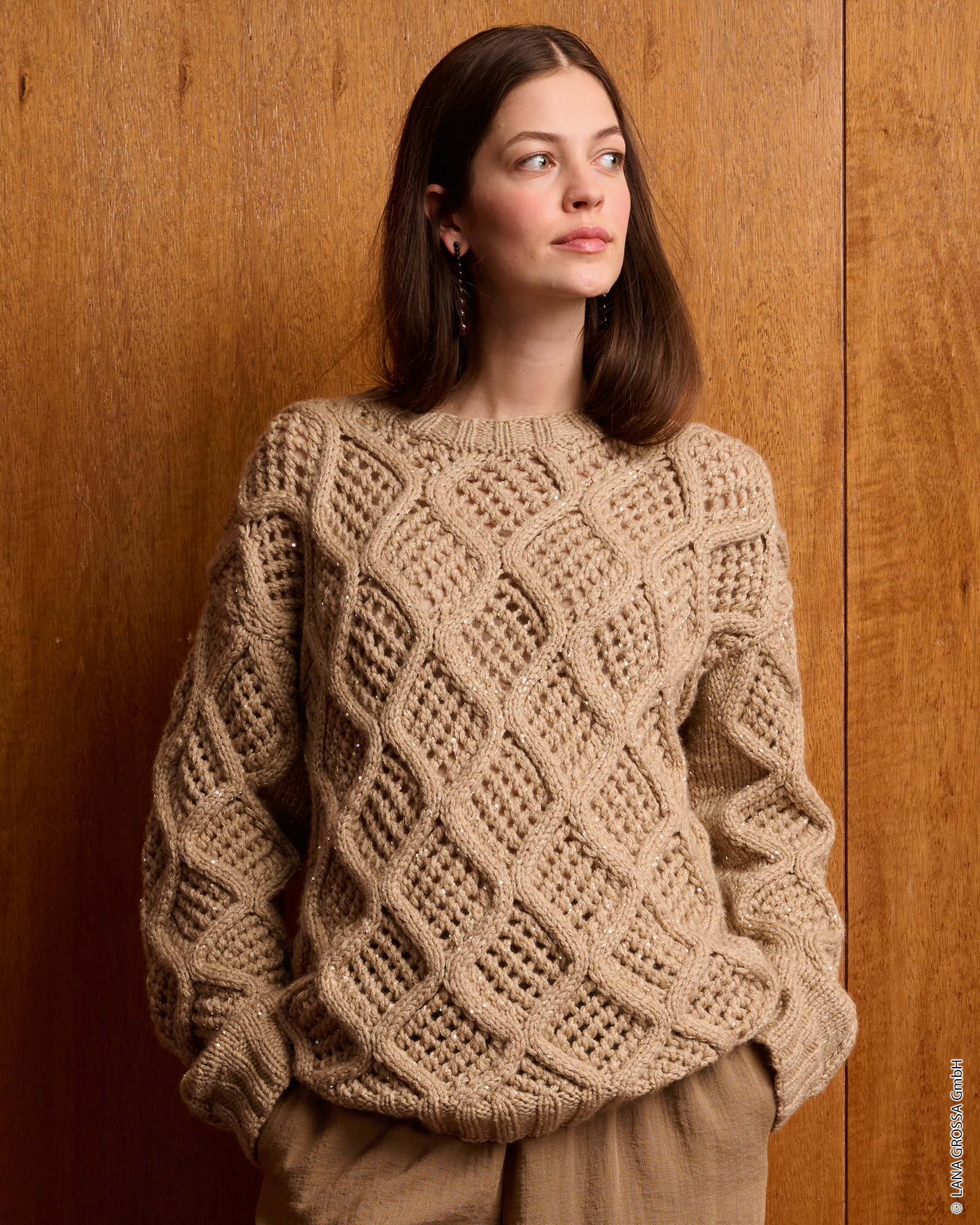 Strickset Pullover Im Rauten-Lochmuster Aus Cool Merino Big Und Glamour Von Lana Grossa 1 Strickset Pullover Im Rauten-Lochmuster Aus Cool Merino Big Und Glamour Von Lana Grossa