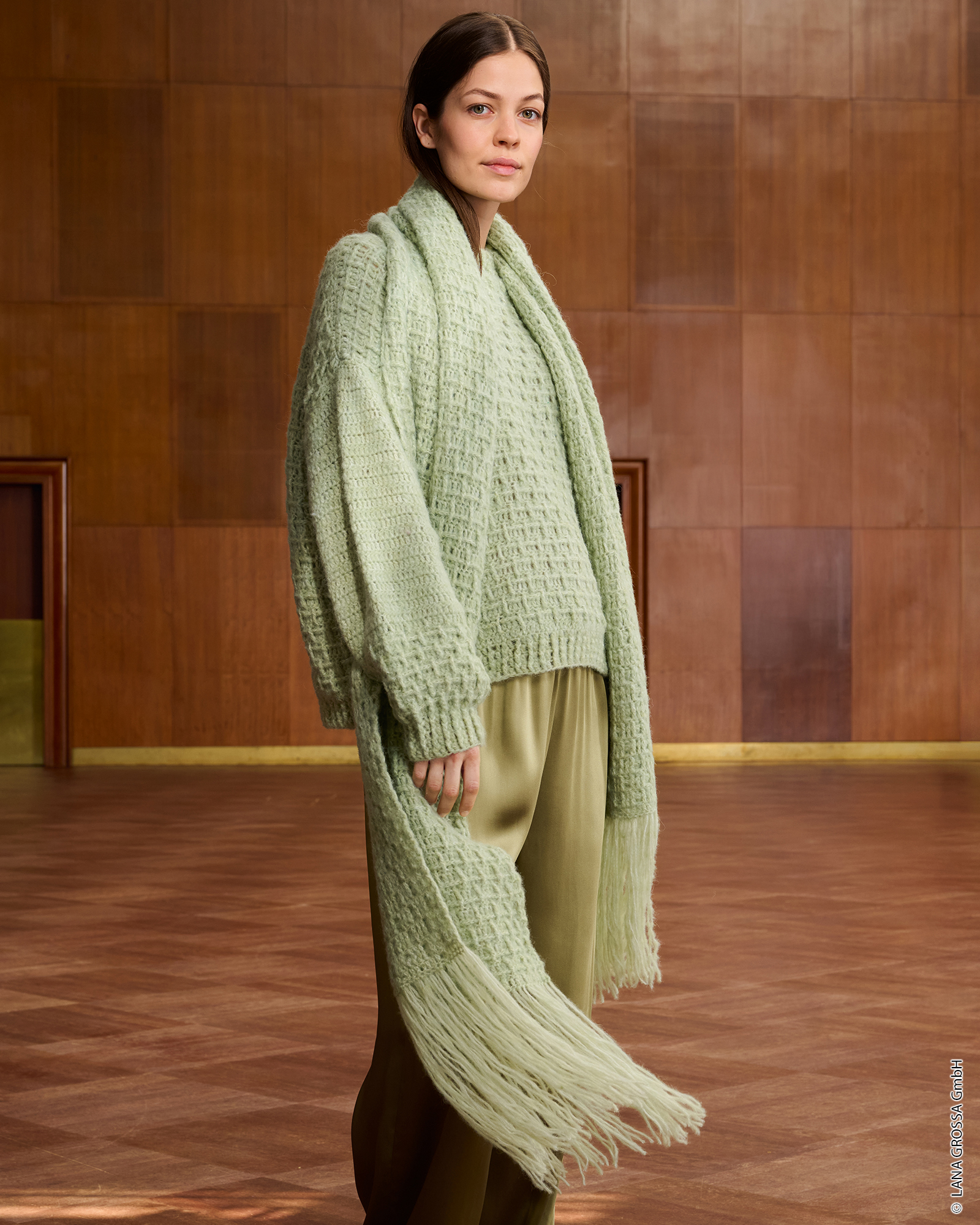 Strickset Pullover Aus Reliefstäbchen Aus Airy Von Lana Grossa 1 Strickset Pullover Aus Reliefstäbchen Aus Airy Von Lana Grossa