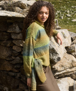 Strickset Pullover Mit Betontem Saum Aus Gomitolo Gala Von Lana Grossa 3 Strickset Pullover Mit Betontem Saum Aus Gomitolo Gala Von Lana Grossa – Bild 2