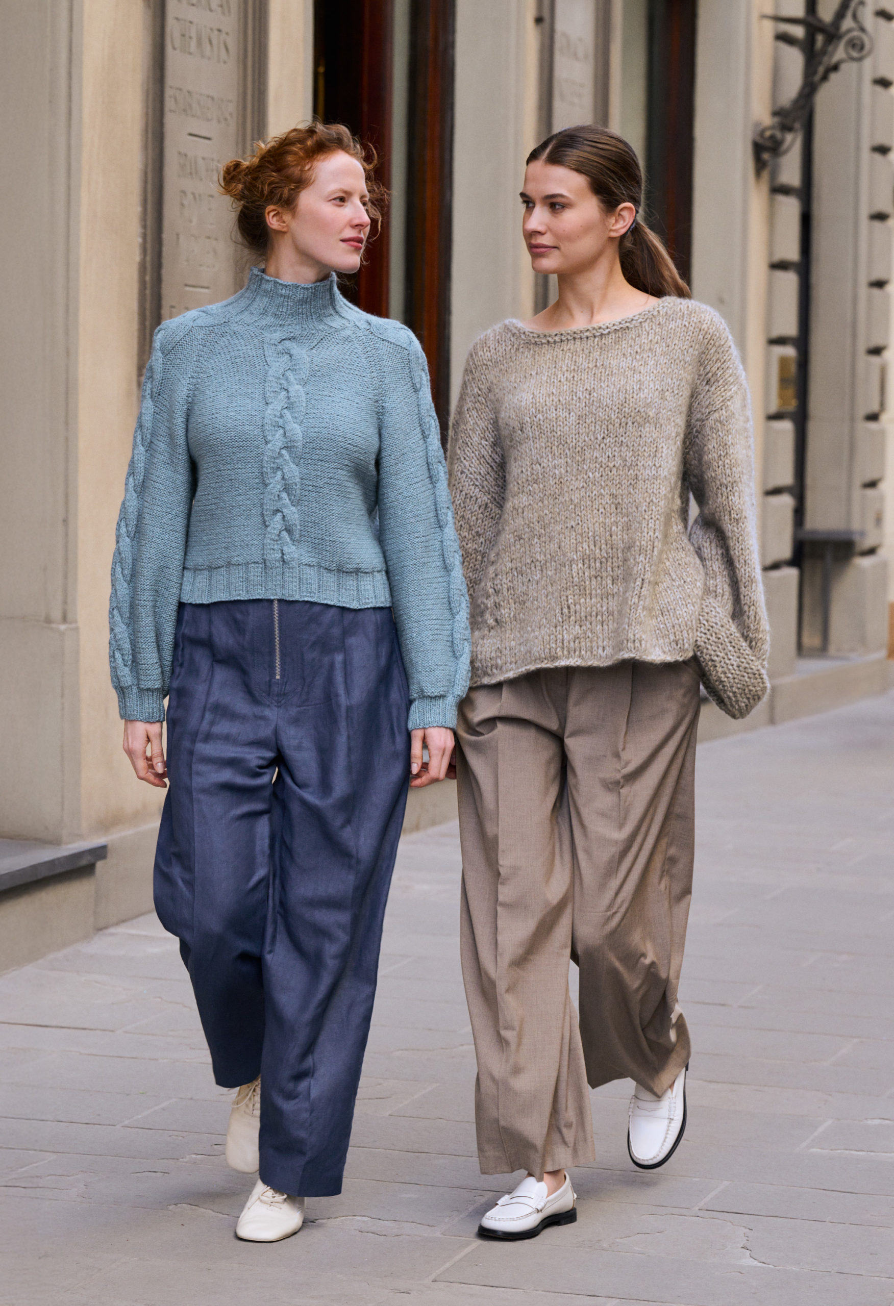 Strickset Zopf-Raglan-Pullover Aus Alta Moda Alpaca Von Lana Grossa 1 Strickset Zopf-Raglan-Pullover Aus Alta Moda Alpaca Von Lana Grossa