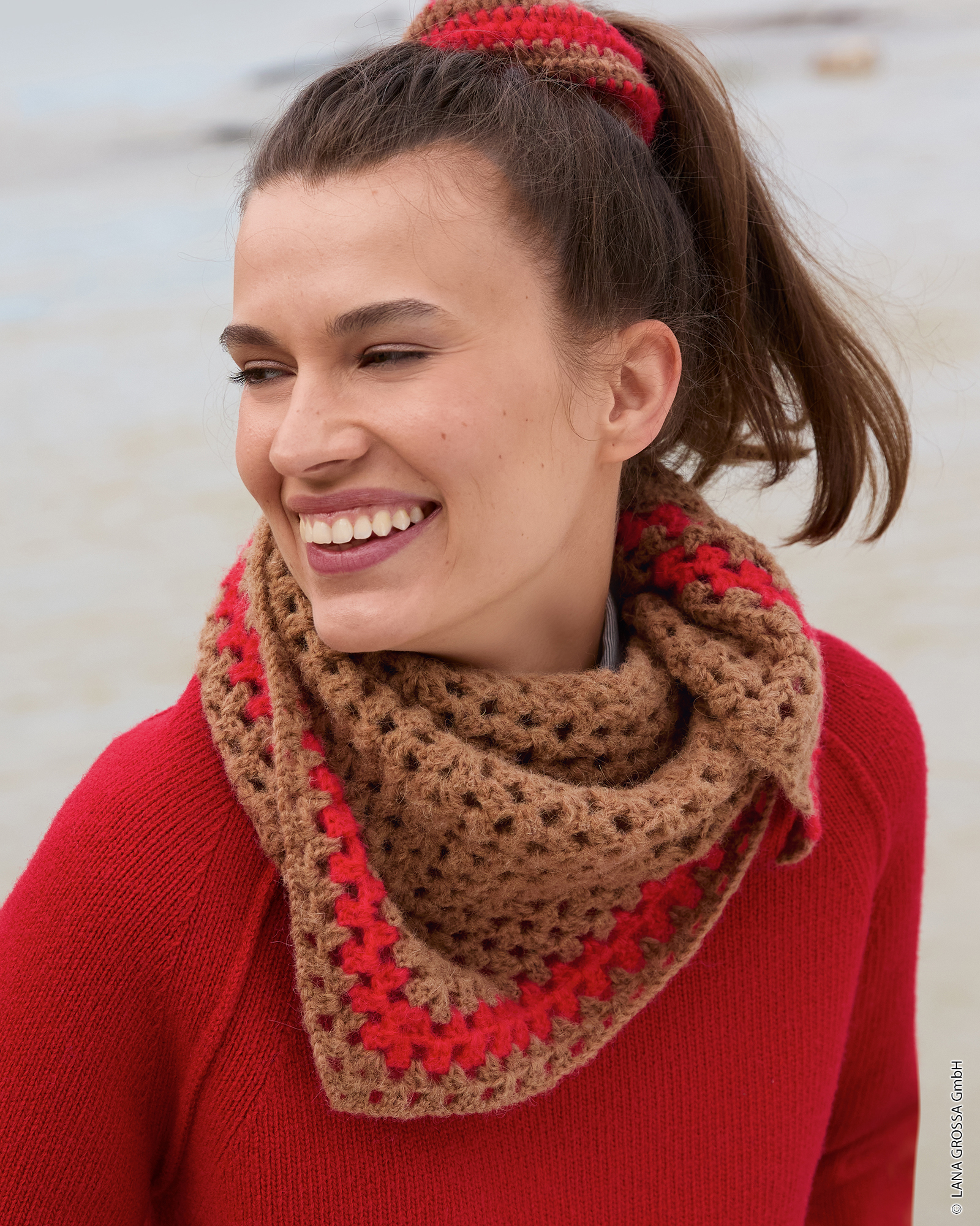 Strickset Häkel Dreieckstuch Aus Nebbia Von Lana Grossa 2 Strickset Häkel Dreieckstuch Aus Nebbia Von Lana Grossa – Bild 2