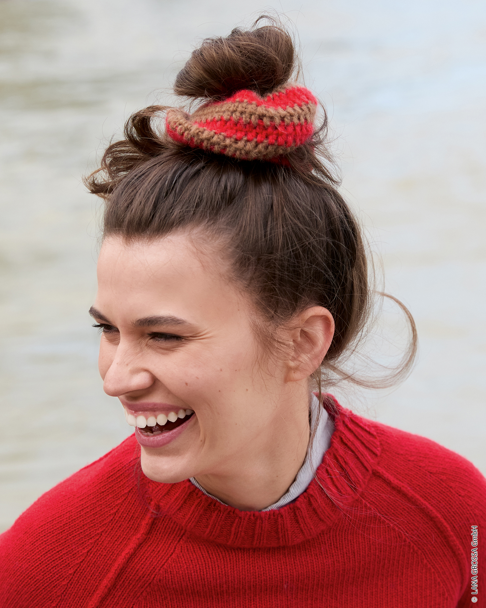 Strickset Scrunchie Aus Nebbia Von Lana Grossa 2 Strickset Scrunchie Aus Nebbia Von Lana Grossa – Bild 2