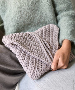 Strickset Tablet-hülle aus The Tube von Lana Grossa