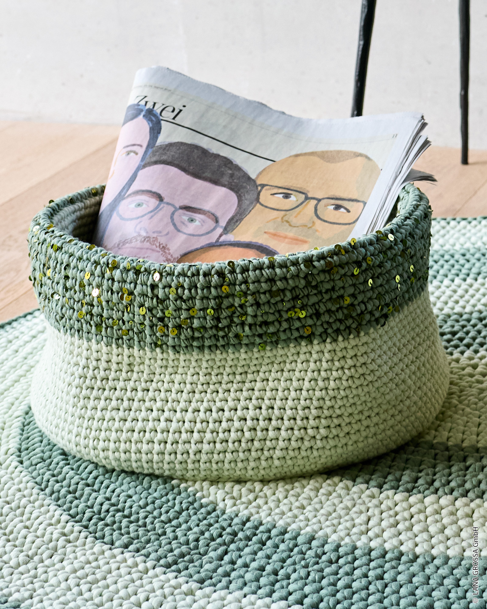 Strickset Bodenkorb In Festen Maschen Aus The Tube Und Cosmo Von Lana Grossa 1 Strickset Bodenkorb In Festen Maschen Aus The Tube Und Cosmo Von Lana Grossa