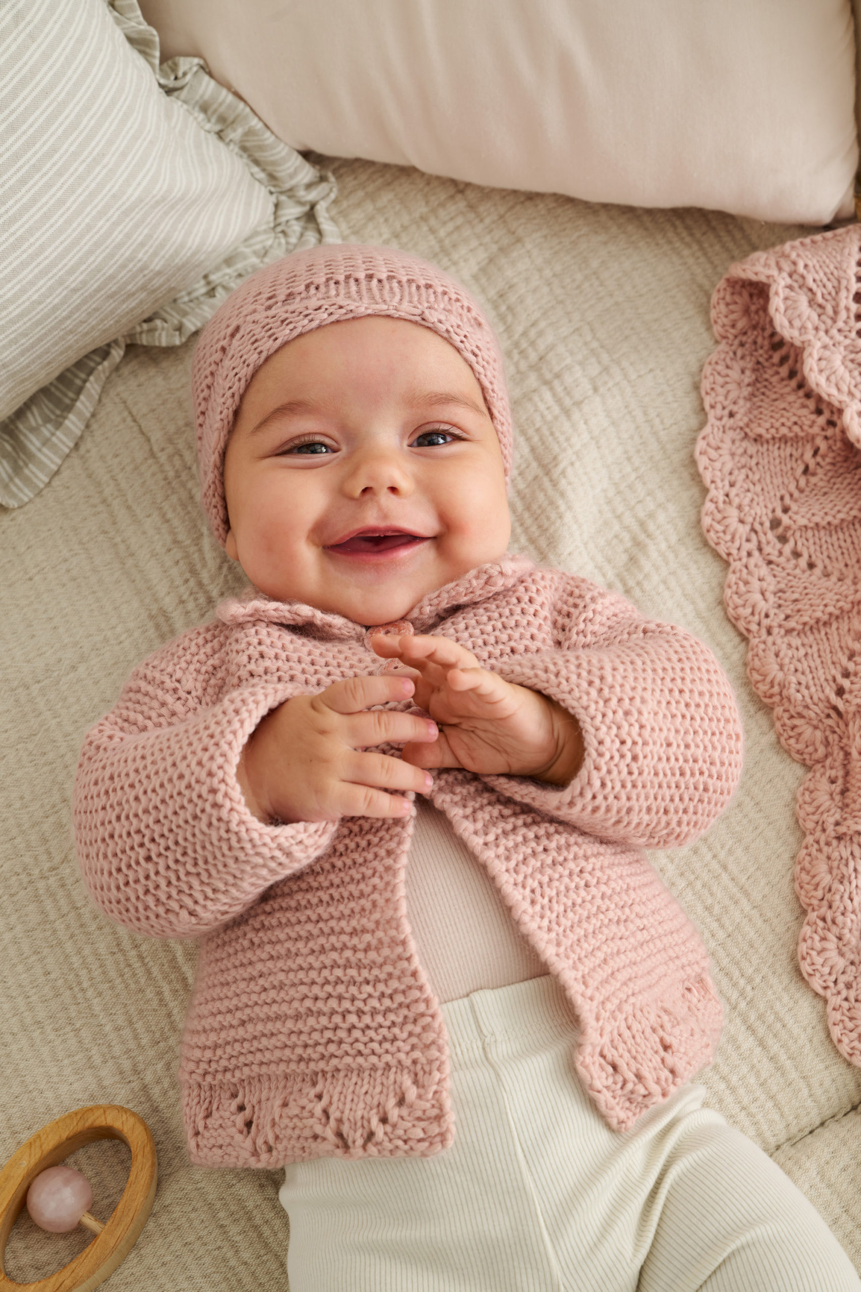 Strickset Jacke Mit Lochmuster Aus Summer Softness Von Lana Grossa 1 Strickset Jacke Mit Lochmuster Aus Summer Softness Von Lana Grossa