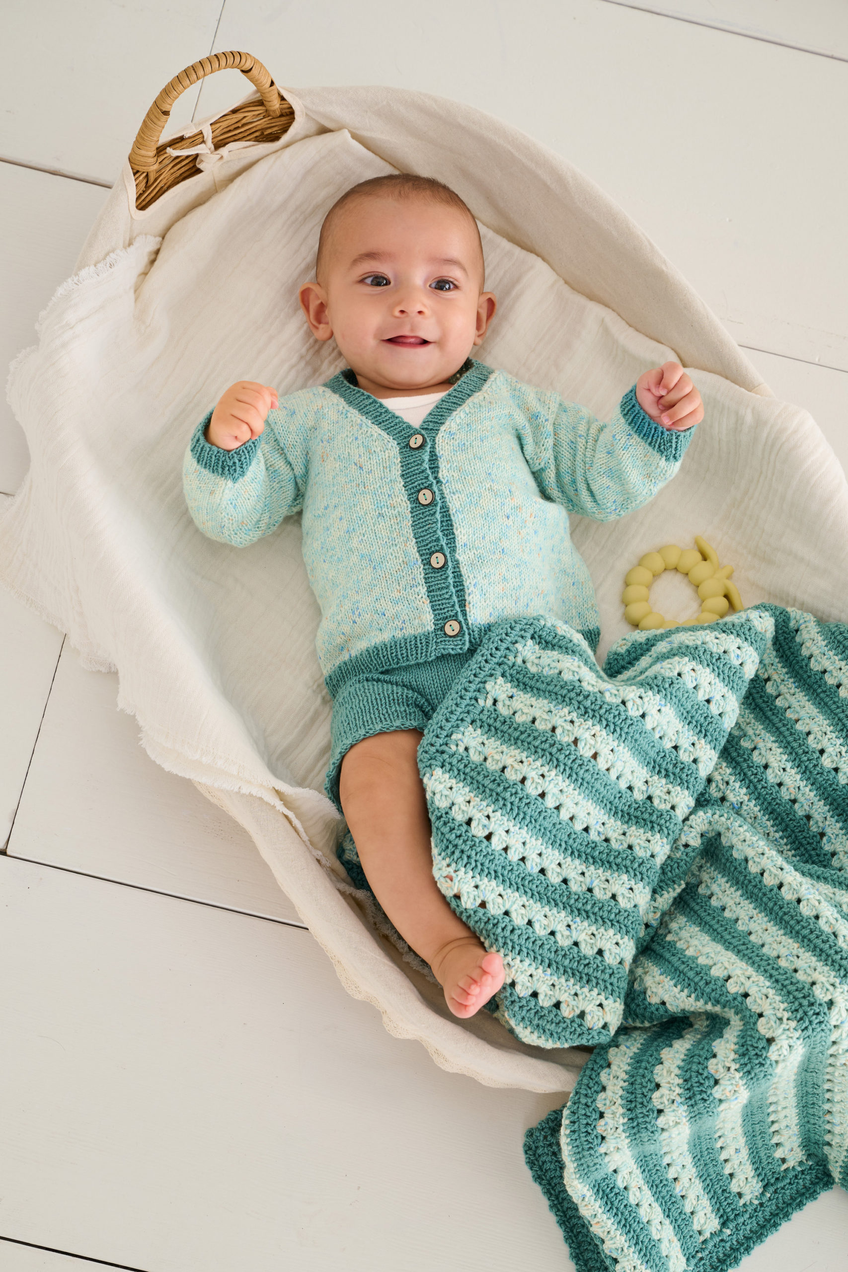 Strickset Jäckchen Aus Cool Wool Baby Print Punto Und Cool Wool Baby Von Lana Grossa 1 Strickset Jäckchen Aus Cool Wool Baby Print Punto Und Cool Wool Baby Von Lana Grossa