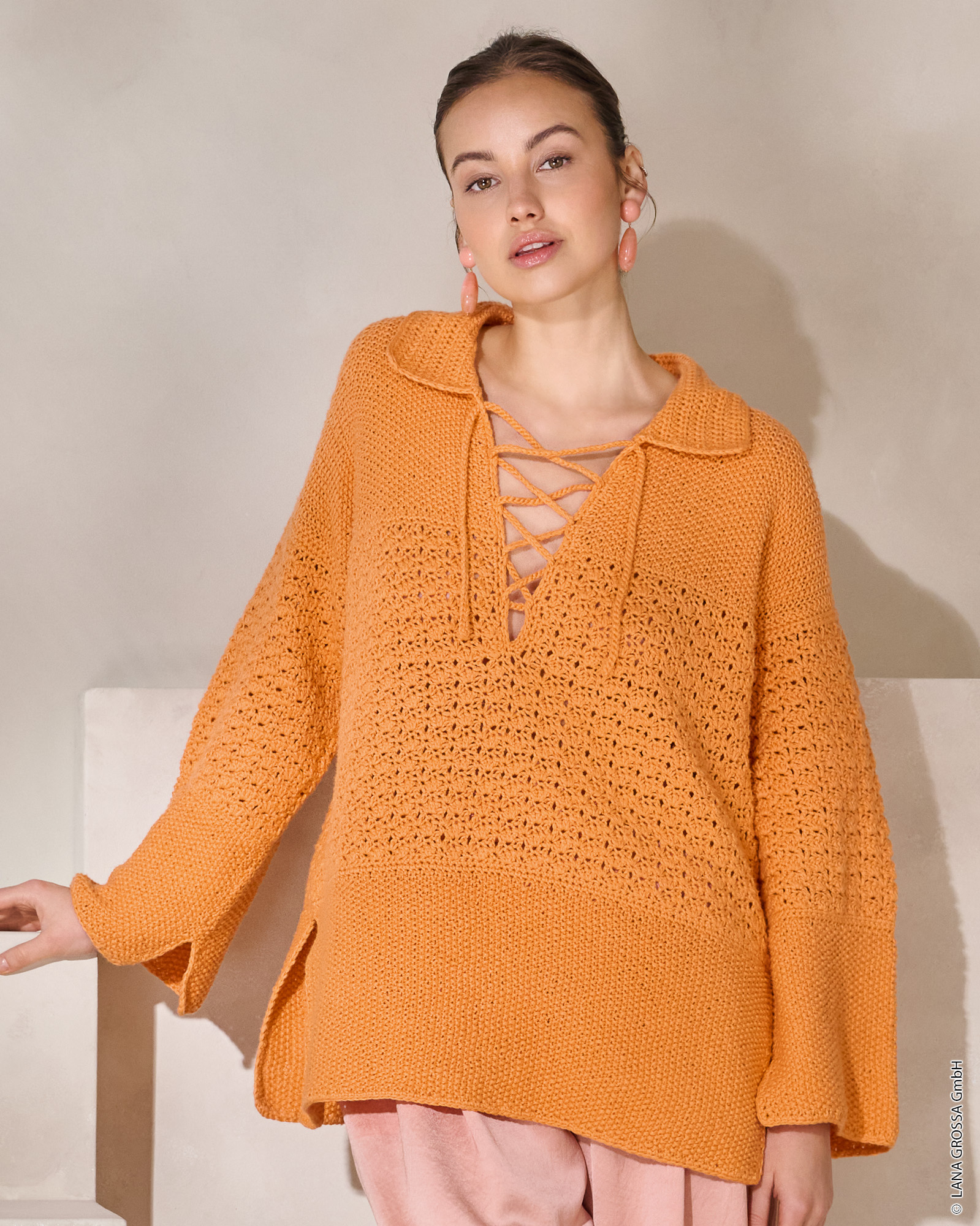Strickset Pullover Mit Bandverschluss Aus Cotonella Von Lana Grossa 2 Strickset Pullover Mit Bandverschluss Aus Cotonella Von Lana Grossa – Bild 2