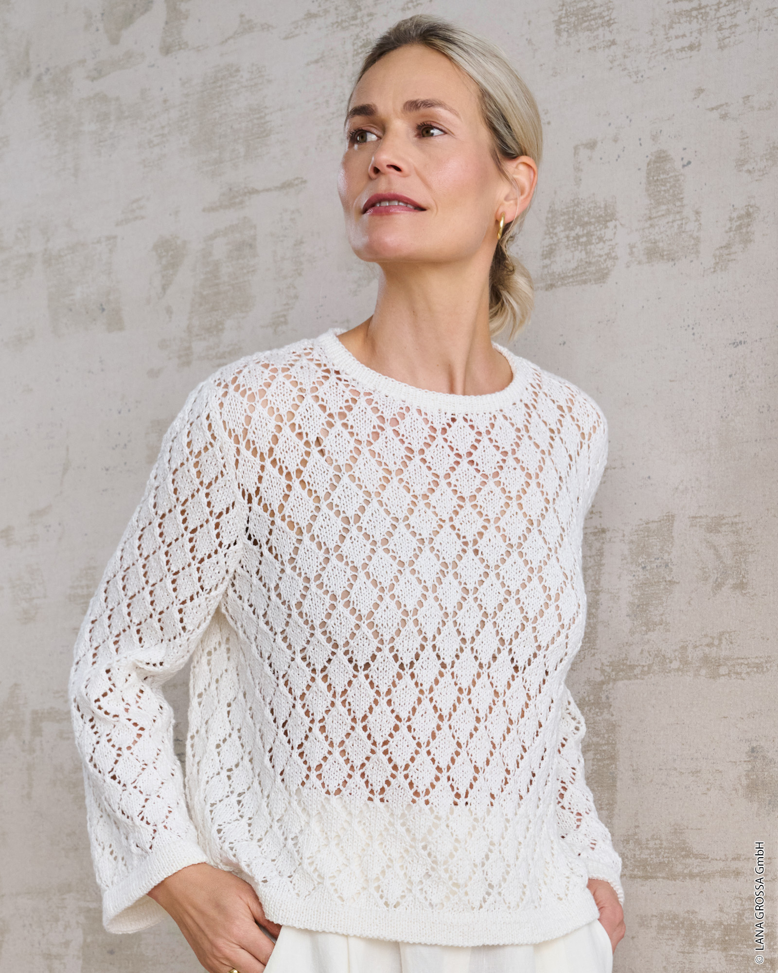 Strickset Pullover Im Rautenlochmuster Aus Landlust Sommerseide Von Lana Grossa 2 Strickset Pullover Im Rautenlochmuster Aus Landlust Sommerseide Von Lana Grossa – Bild 2