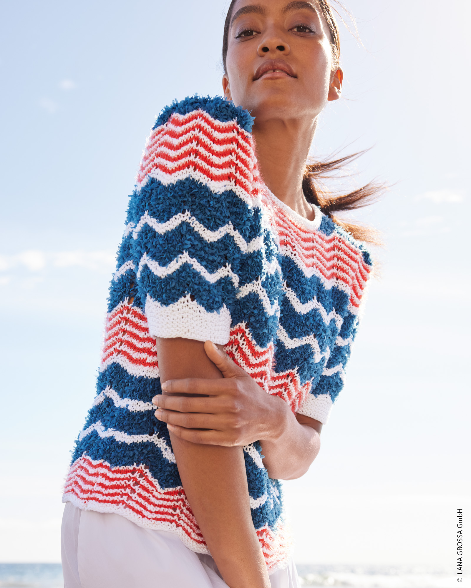 Strickset Shirt Mit Zackenmuster Aus Landlust Baumwolle, Frizzante Und Per Fortuna Gots Von Lana Grossa 1 Strickset Shirt Mit Zackenmuster Aus Landlust Baumwolle, Frizzante Und Per Fortuna Gots Von Lana Grossa