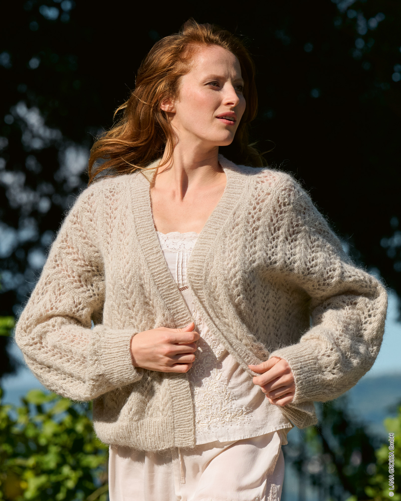 Strickset Lochmuster-Cardigan Aus Setasuri Von Lana Grossa 1 Strickset Lochmuster-Cardigan Aus Setasuri Von Lana Grossa