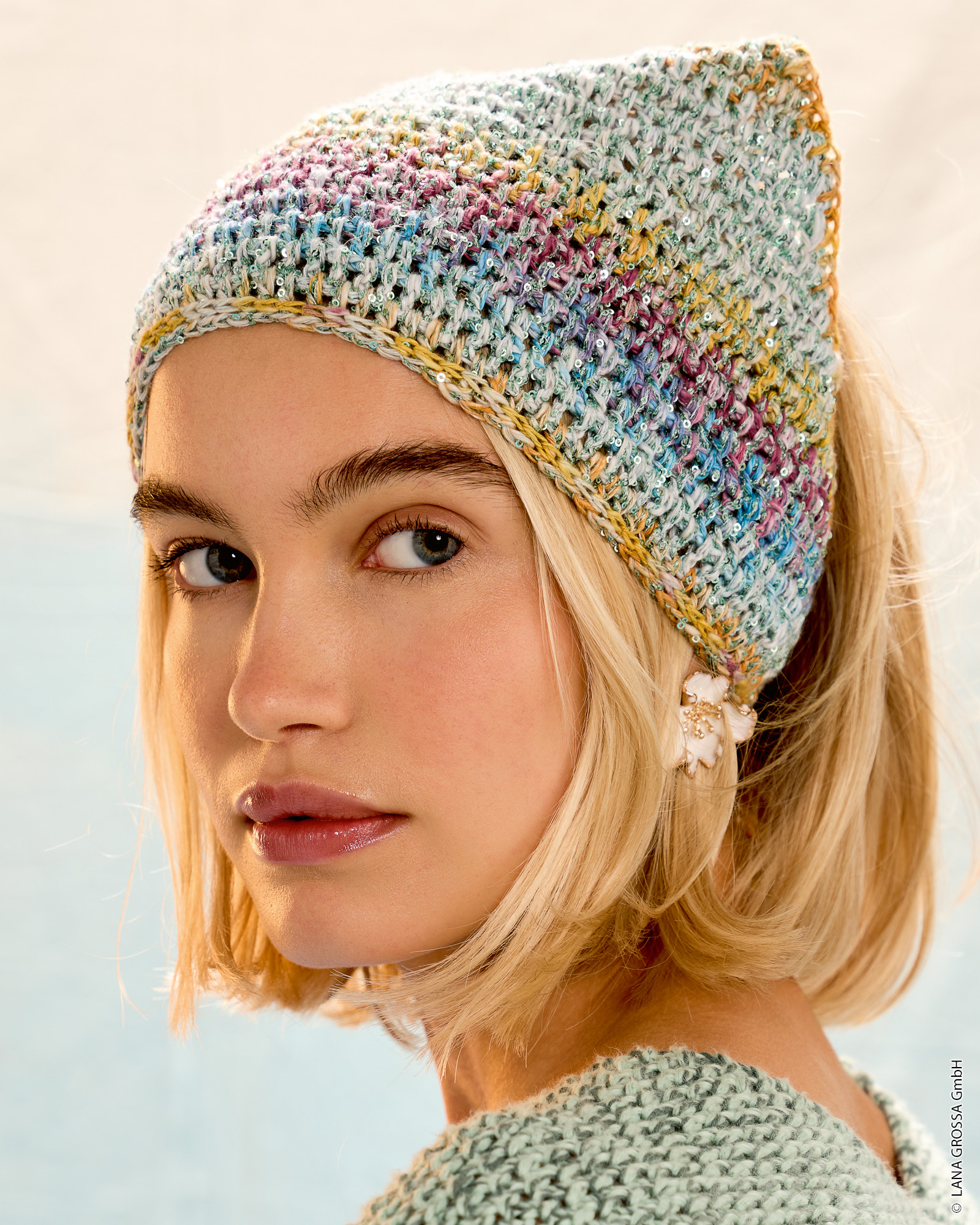 Strickset Glitter-Kopftuch Aus Gomitolo California Und Glamour Von Lana Grossa 1 Strickset Glitter-Kopftuch Aus Gomitolo California Und Glamour Von Lana Grossa
