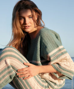 Strickset Shirt In Stäbchen Mit Grafischem Muster In Filethäkelei Aus Summer Cashmere Von Lana Grossa 5 Strickset Shirt In Stäbchen Mit Grafischem Muster In Filethäkelei Aus Summer Cashmere Von Lana Grossa – Bild 3