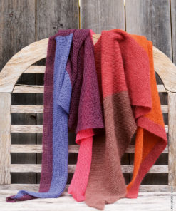 Strickset Asymmetrisches Tuch aus Setasuri von Lana Grossa