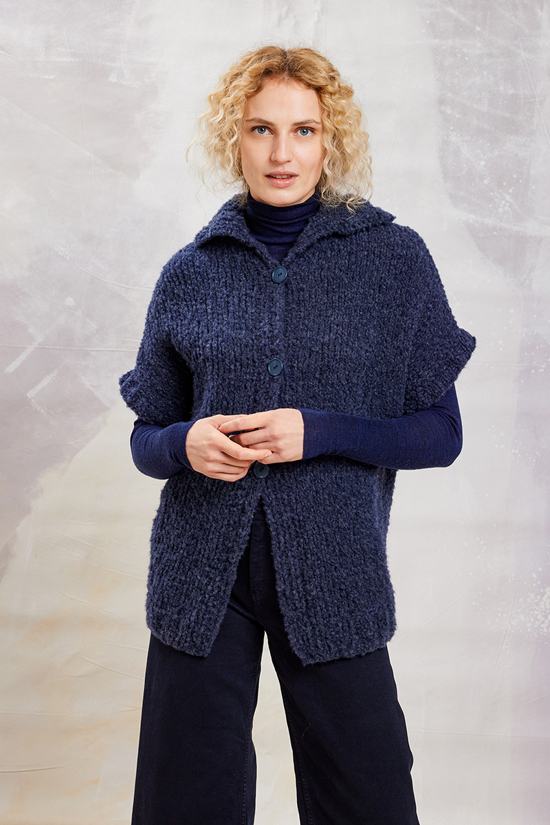 Strickset Weste Ohne Ärmel Aus Phoenix Von Lang Yarns 1 Strickset Weste Ohne Ärmel Aus Phoenix Von Lang Yarns