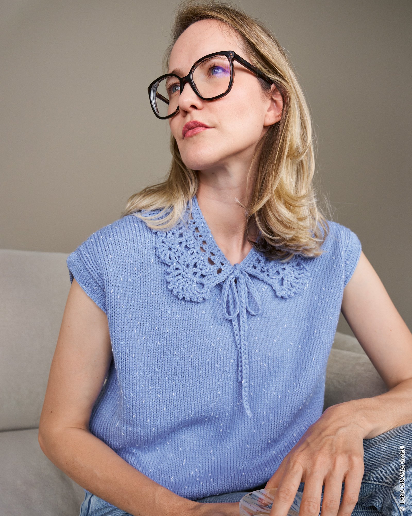 Strickset Sinchens Pullunder Ii Mit V-Auschnitt Aus Cool Wool Big Dots Von Lana Grossa 1 Strickset Sinchens Pullunder Ii Mit V-Auschnitt Aus Cool Wool Big Dots Von Lana Grossa