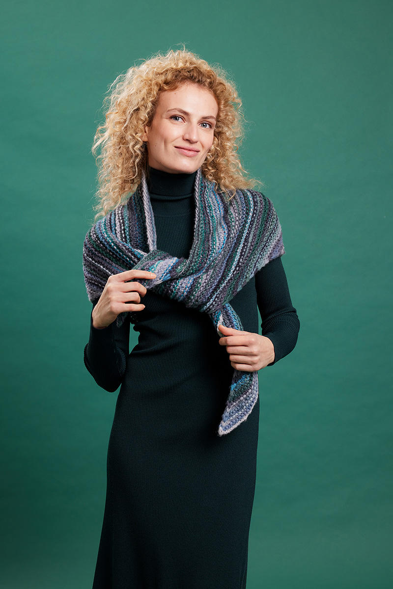Strickset Dreiecktuch Aus Cloud Von Lang Yarns 3 Strickset Dreiecktuch Aus Cloud Von Lang Yarns – Bild 3